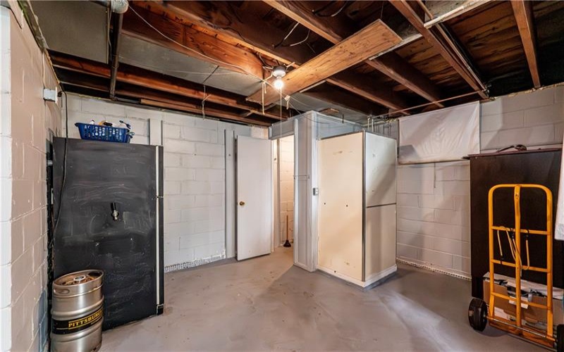 310 14th Street, Jeannette, 15644, 2 Bedrooms Bedrooms, 8 Rooms Rooms,1.2 BathroomsBathrooms,Residential,For Sale,14th Street,1699342