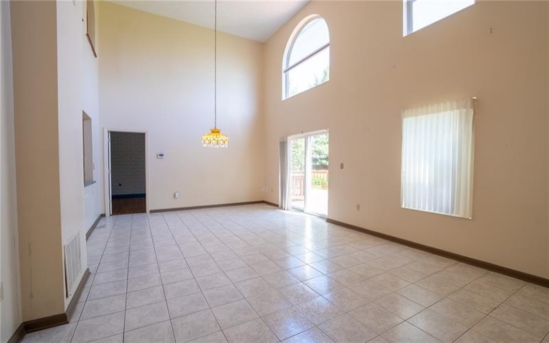1437 Yorktown Dr, Lawrence, 15055, 3 Bedrooms Bedrooms, 10 Rooms Rooms,3.1 BathroomsBathrooms,Residential,For Sale,Yorktown Dr,1699343