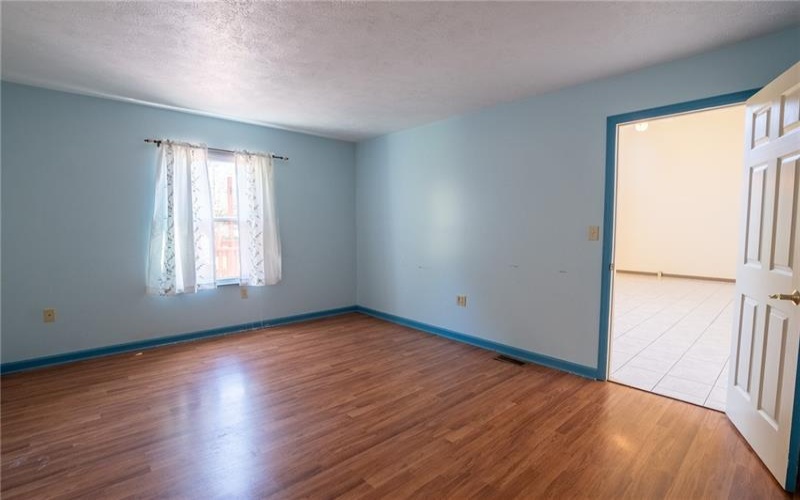 1437 Yorktown Dr, Lawrence, 15055, 3 Bedrooms Bedrooms, 10 Rooms Rooms,3.1 BathroomsBathrooms,Residential,For Sale,Yorktown Dr,1699343