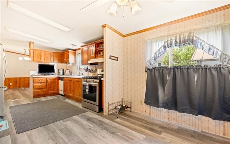 146 Middle St, Jenners, 15546, 3 Bedrooms Bedrooms, ,2 BathroomsBathrooms,Residential,For Sale,Middle St,1699364