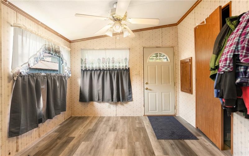 146 Middle St, Jenners, 15546, 3 Bedrooms Bedrooms, ,2 BathroomsBathrooms,Residential,For Sale,Middle St,1699364
