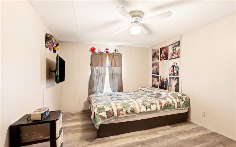 146 Middle St, Jenners, 15546, 3 Bedrooms Bedrooms, ,2 BathroomsBathrooms,Residential,For Sale,Middle St,1699364