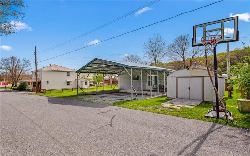 146 Middle St, Jenners, 15546, 3 Bedrooms Bedrooms, ,2 BathroomsBathrooms,Residential,For Sale,Middle St,1699364