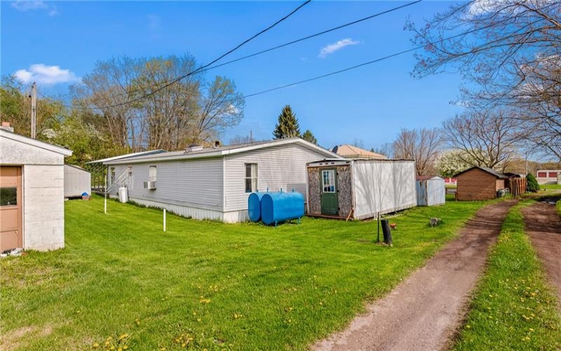 146 Middle St, Jenners, 15546, 3 Bedrooms Bedrooms, ,2 BathroomsBathrooms,Residential,For Sale,Middle St,1699364