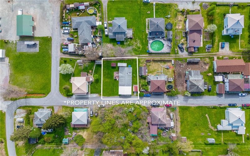 146 Middle St, Jenners, 15546, 3 Bedrooms Bedrooms, ,2 BathroomsBathrooms,Residential,For Sale,Middle St,1699364