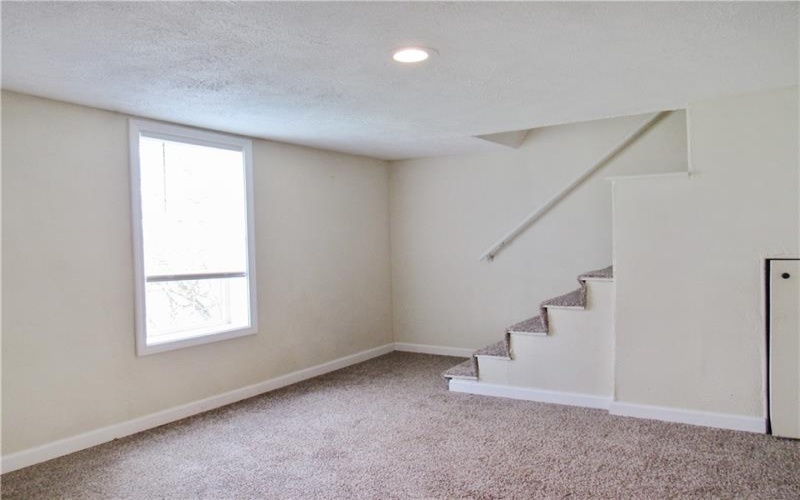 776 Vine Street, Mt. Pleasant, 15666, 2 Bedrooms Bedrooms, 6 Rooms Rooms,2 BathroomsBathrooms,Residential,For Sale,Vine Street,1699373