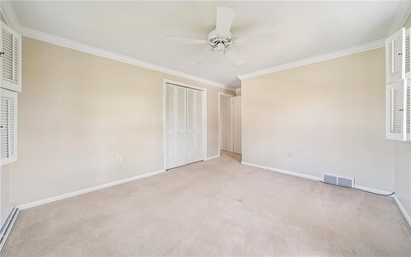 26 Cypress Avenue, Greensburg, 15601, 4 Bedrooms Bedrooms, 11 Rooms Rooms,2.2 BathroomsBathrooms,Residential,For Sale,Cypress Avenue,1699374