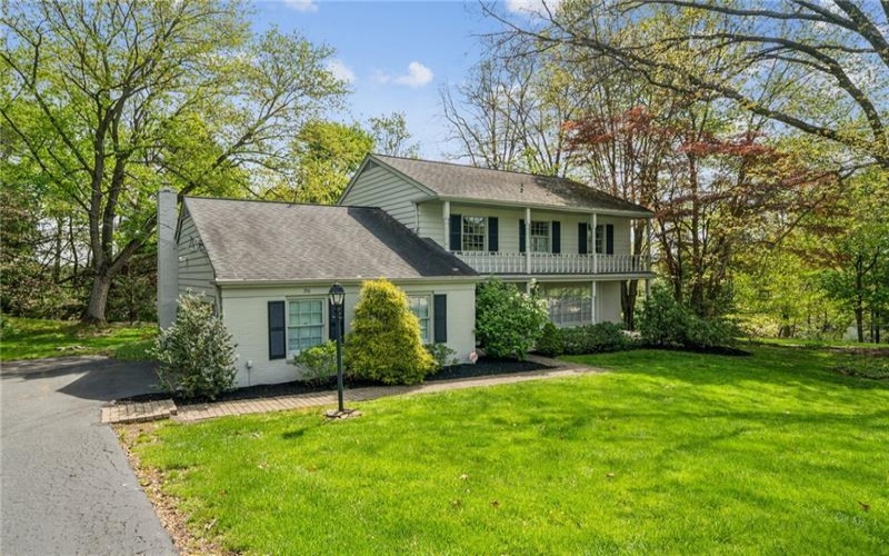 26 Cypress Avenue, Greensburg, 15601, 4 Bedrooms Bedrooms, 11 Rooms Rooms,2.2 BathroomsBathrooms,Residential,For Sale,Cypress Avenue,1699374