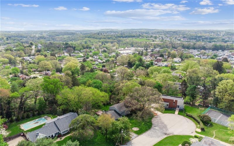 26 Cypress Avenue, Greensburg, 15601, 4 Bedrooms Bedrooms, 11 Rooms Rooms,2.2 BathroomsBathrooms,Residential,For Sale,Cypress Avenue,1699374