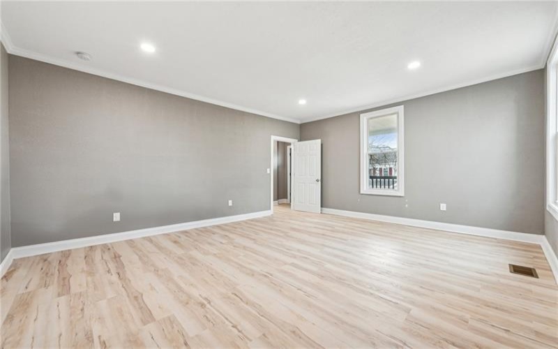 627 Spruce St, Irwin, 15642, 3 Bedrooms Bedrooms, 6 Rooms Rooms,2 BathroomsBathrooms,Residential,For Sale,Spruce St,1699375