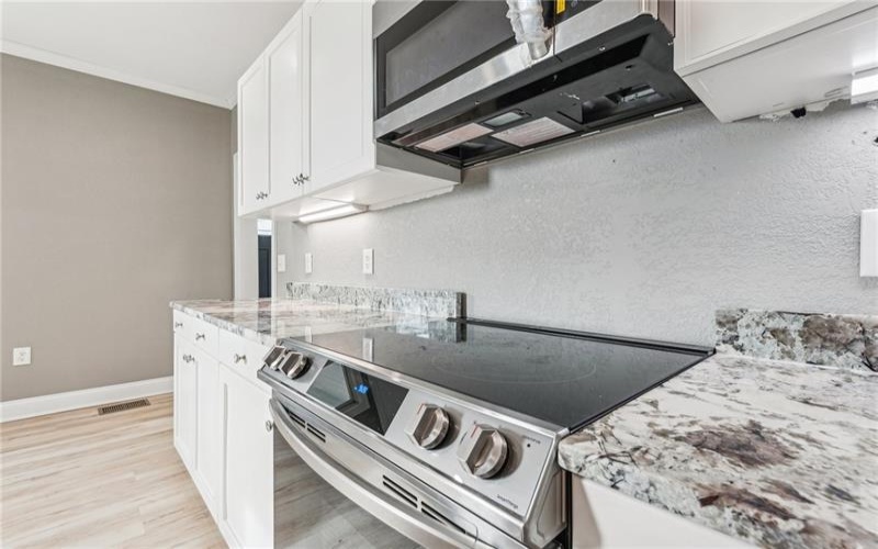 627 Spruce St, Irwin, 15642, 3 Bedrooms Bedrooms, 6 Rooms Rooms,2 BathroomsBathrooms,Residential,For Sale,Spruce St,1699375