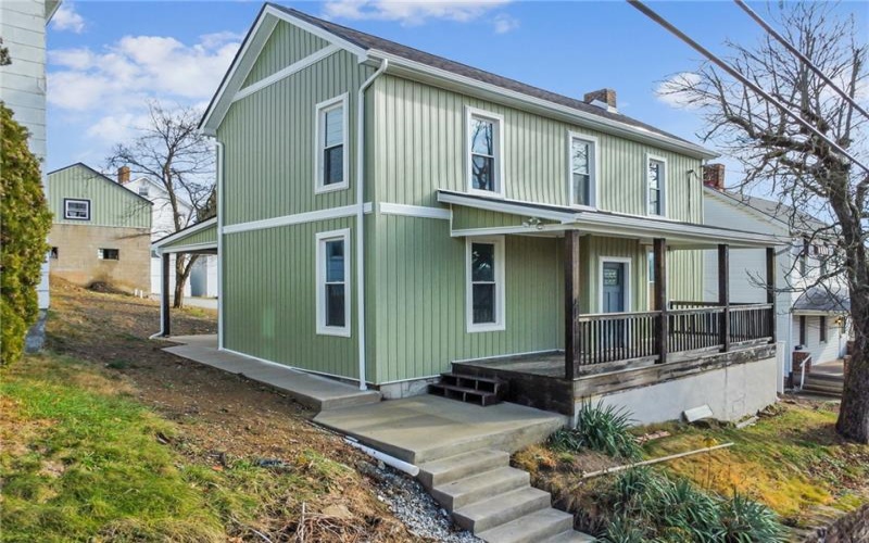 627 Spruce St, Irwin, 15642, 3 Bedrooms Bedrooms, 6 Rooms Rooms,2 BathroomsBathrooms,Residential,For Sale,Spruce St,1699375