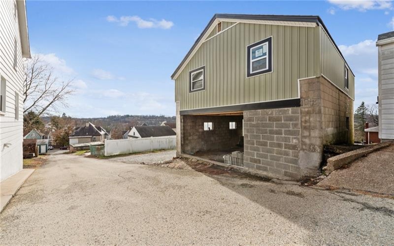 627 Spruce St, Irwin, 15642, 3 Bedrooms Bedrooms, 6 Rooms Rooms,2 BathroomsBathrooms,Residential,For Sale,Spruce St,1699375