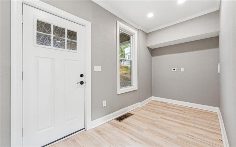 627 Spruce St, Irwin, 15642, 3 Bedrooms Bedrooms, 6 Rooms Rooms,2 BathroomsBathrooms,Residential,For Sale,Spruce St,1699375