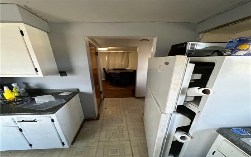 1010 1st St, Irwin, 15642, 3 Bedrooms Bedrooms, ,2 BathroomsBathrooms,Residential,For Sale,1st St,1699395