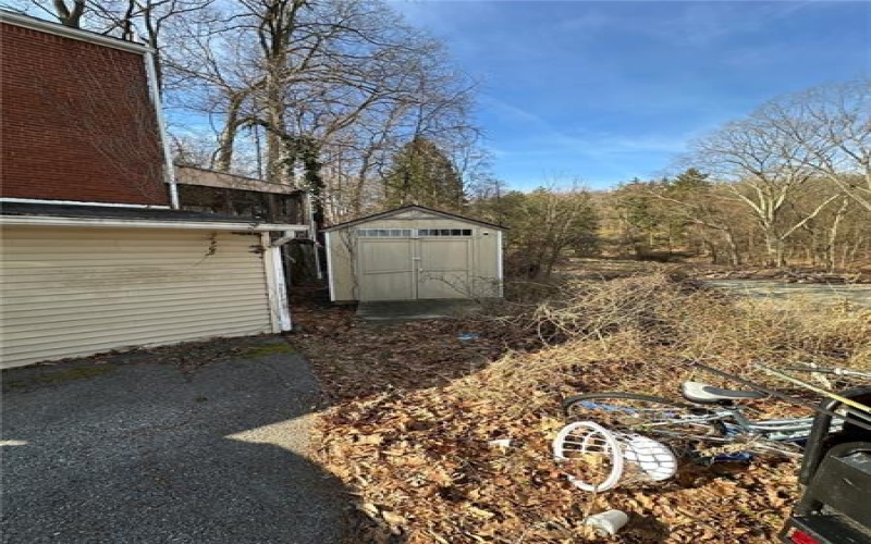1010 1st St, Irwin, 15642, 3 Bedrooms Bedrooms, ,2 BathroomsBathrooms,Residential,For Sale,1st St,1699395