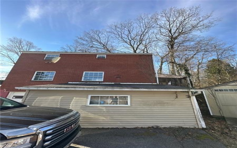 1010 1st St, Irwin, 15642, 3 Bedrooms Bedrooms, ,2 BathroomsBathrooms,Residential,For Sale,1st St,1699395