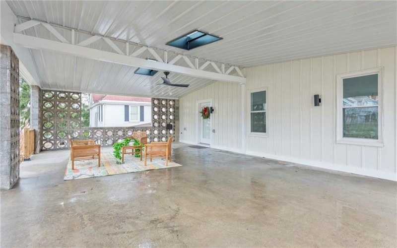 520 Washington St, Bentleyville, 15314, 3 Bedrooms Bedrooms, ,2 BathroomsBathrooms,Residential,For Sale,Washington St,1682624