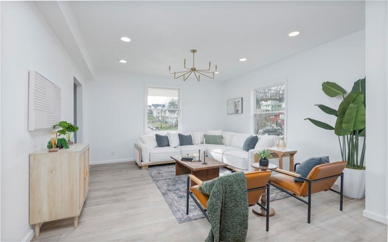 520 Washington St, Bentleyville, 15314, 3 Bedrooms Bedrooms, ,2 BathroomsBathrooms,Residential,For Sale,Washington St,1682624