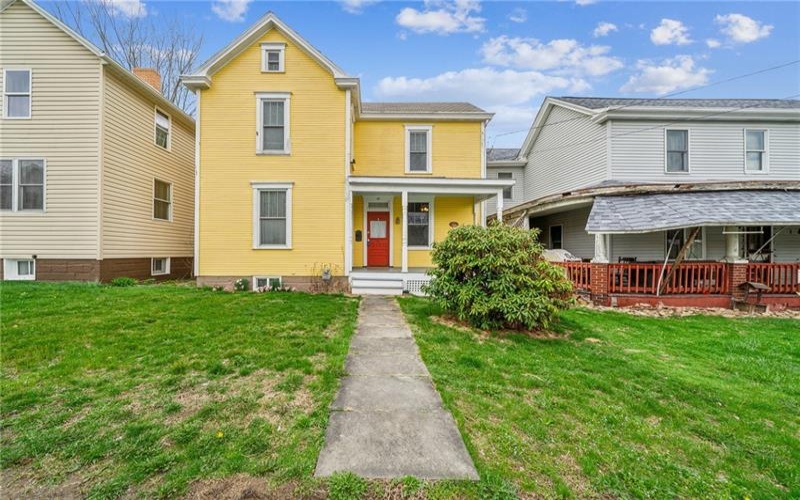 26 2nd Avenue, Scottdale, 15683, 3 Bedrooms Bedrooms, 6 Rooms Rooms,1.1 BathroomsBathrooms,Residential,For Sale,2nd Avenue,1699309