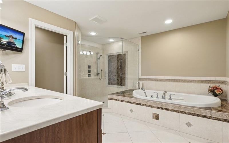 4613 Forest Ridge Court, Murrysville, 15668, 4 Bedrooms Bedrooms, 14 Rooms Rooms,5 BathroomsBathrooms,Residential,For Sale,Forest Ridge Court,1699402