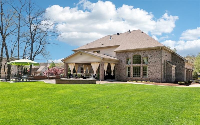 4613 Forest Ridge Court, Murrysville, 15668, 4 Bedrooms Bedrooms, 14 Rooms Rooms,5 BathroomsBathrooms,Residential,For Sale,Forest Ridge Court,1699402