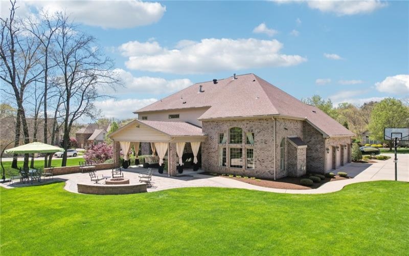 4613 Forest Ridge Court, Murrysville, 15668, 4 Bedrooms Bedrooms, 14 Rooms Rooms,5 BathroomsBathrooms,Residential,For Sale,Forest Ridge Court,1699402