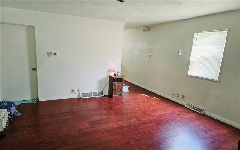 137 Washington St, Cokeburg, 15324, 2 Bedrooms Bedrooms, 7 Rooms Rooms,1 BathroomBathrooms,Residential,For Sale,Washington St,1699428