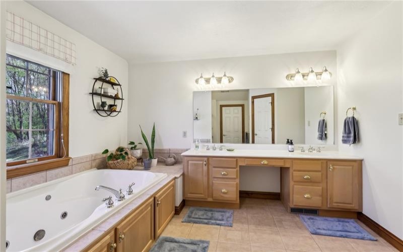 1003 Hunt Club Court, 15632, 15632, 4 Bedrooms Bedrooms, ,2.1 BathroomsBathrooms,Residential,For Sale,Hunt Club Court,1699442