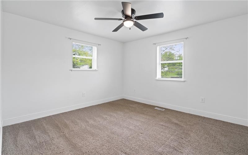 594 Penn Ave, Washington, 15301, 3 Bedrooms Bedrooms, 10 Rooms Rooms,2 BathroomsBathrooms,Residential,For Sale,Penn Ave,1699444