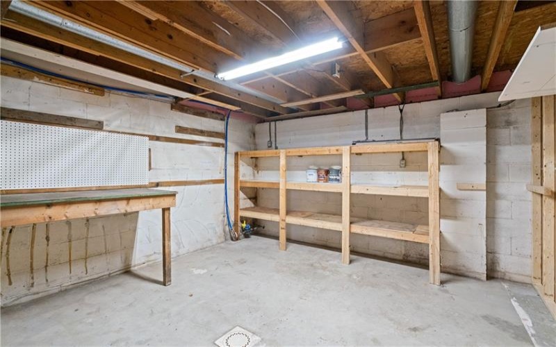 594 Penn Ave, Washington, 15301, 3 Bedrooms Bedrooms, 10 Rooms Rooms,2 BathroomsBathrooms,Residential,For Sale,Penn Ave,1699444