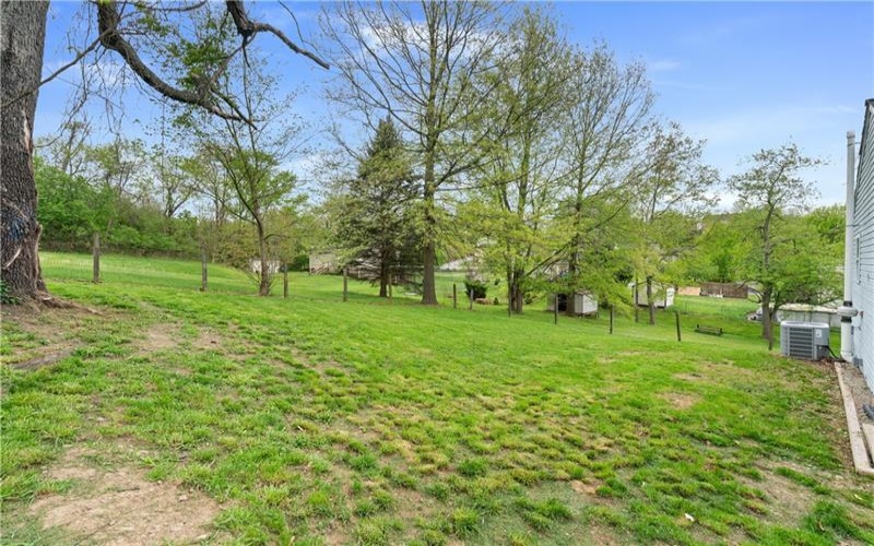 594 Penn Ave, Washington, 15301, 3 Bedrooms Bedrooms, 10 Rooms Rooms,2 BathroomsBathrooms,Residential,For Sale,Penn Ave,1699444