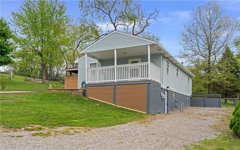 594 Penn Ave, Washington, 15301, 3 Bedrooms Bedrooms, 10 Rooms Rooms,2 BathroomsBathrooms,Residential,For Sale,Penn Ave,1699444