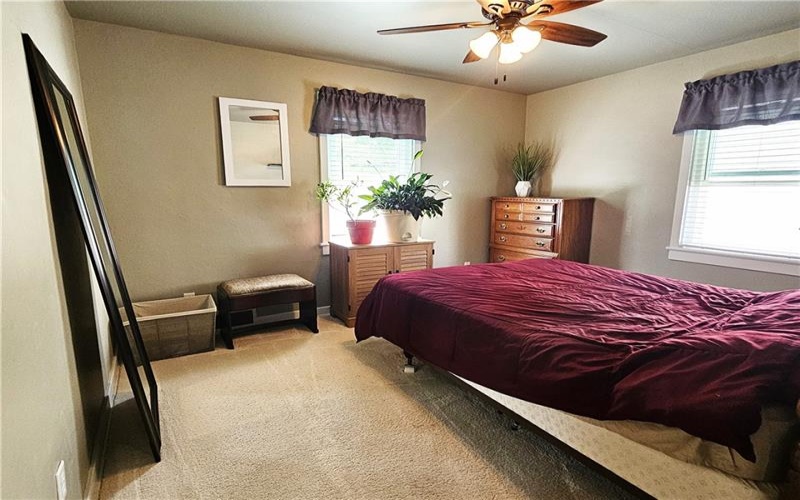 12 1/2 Vine St, Mt Pleasant, 15666, 3 Bedrooms Bedrooms, 6 Rooms Rooms,2 BathroomsBathrooms,Residential,For Sale,Vine St,1699470