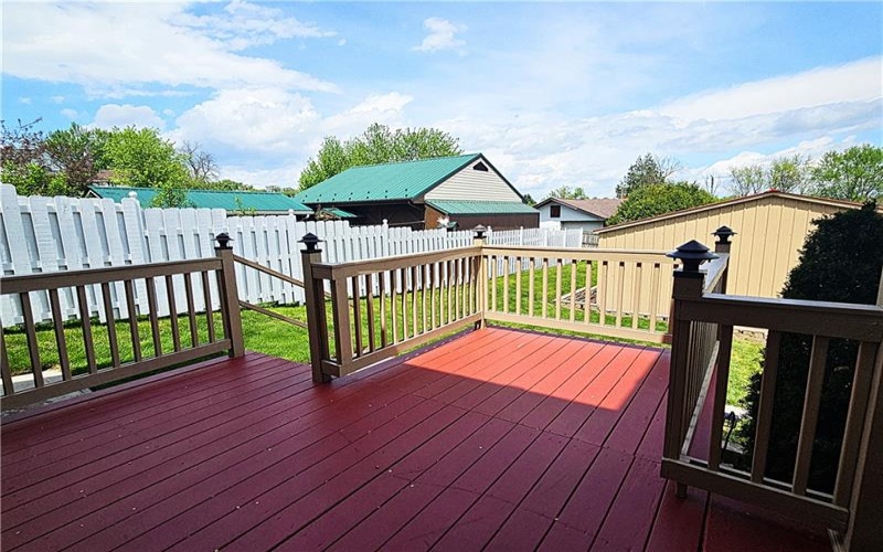 12 1/2 Vine St, Mt Pleasant, 15666, 3 Bedrooms Bedrooms, 6 Rooms Rooms,2 BathroomsBathrooms,Residential,For Sale,Vine St,1699470