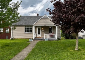 932 Franklin Ave, Connellsville, 15425, 4 Bedrooms Bedrooms, 7 Rooms Rooms,1.1 BathroomsBathrooms,Residential,For Sale,Franklin Ave,1699487