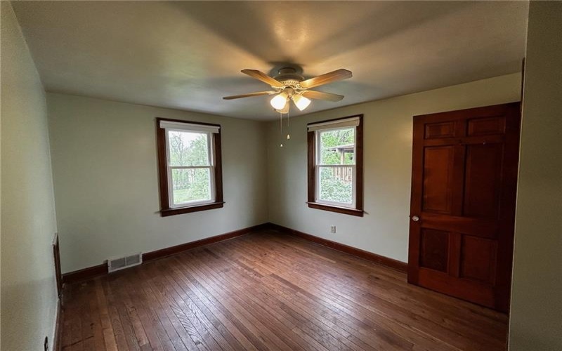 932 Franklin Ave, Connellsville, 15425, 4 Bedrooms Bedrooms, 7 Rooms Rooms,1.1 BathroomsBathrooms,Residential,For Sale,Franklin Ave,1699487