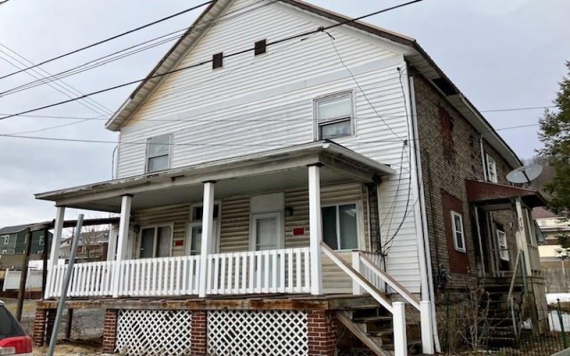 219-221 David Street, Johnstown, 15902, ,Multi-unit,For Sale,David Street,1689588