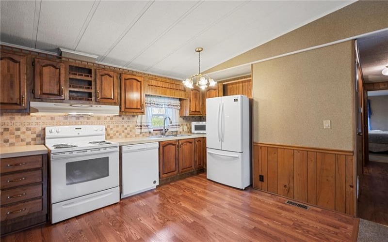 614 Lark Ln, Apollo, 15613, 3 Bedrooms Bedrooms, 7 Rooms Rooms,2 BathroomsBathrooms,Residential,For Sale,Lark Ln,1699291