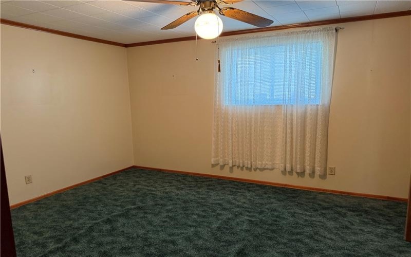 1354 Pittsburgh St, Scottdale, 15683, 3 Bedrooms Bedrooms, 9 Rooms Rooms,2 BathroomsBathrooms,Residential,For Sale,Pittsburgh St,1699354