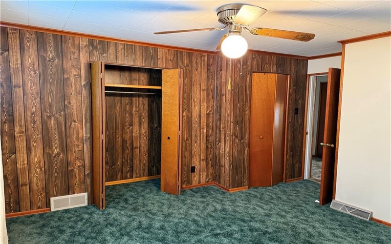 1354 Pittsburgh St, Scottdale, 15683, 3 Bedrooms Bedrooms, 9 Rooms Rooms,2 BathroomsBathrooms,Residential,For Sale,Pittsburgh St,1699354