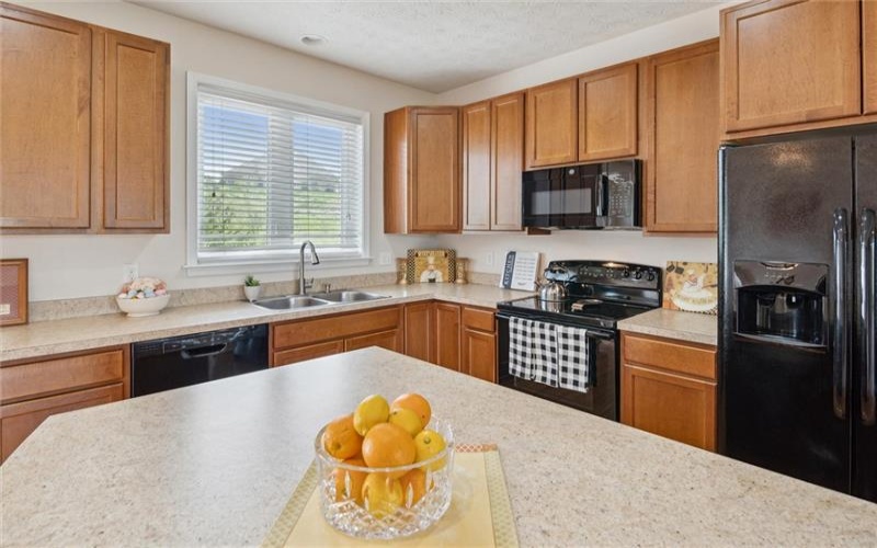 539 Gala Dr, Canonsburg, 15317, 4 Bedrooms Bedrooms, 8 Rooms Rooms,3.1 BathroomsBathrooms,Residential,For Sale,Gala Dr,1699365