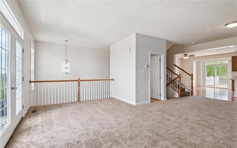 539 Gala Dr, Canonsburg, 15317, 4 Bedrooms Bedrooms, 8 Rooms Rooms,3.1 BathroomsBathrooms,Residential,For Sale,Gala Dr,1699365