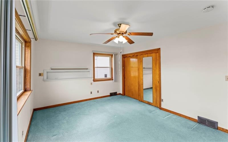 802 Gladden Road, Canonsburg, 15317, 2 Bedrooms Bedrooms, 8 Rooms Rooms,2 BathroomsBathrooms,Residential,For Sale,Gladden Road,1699389