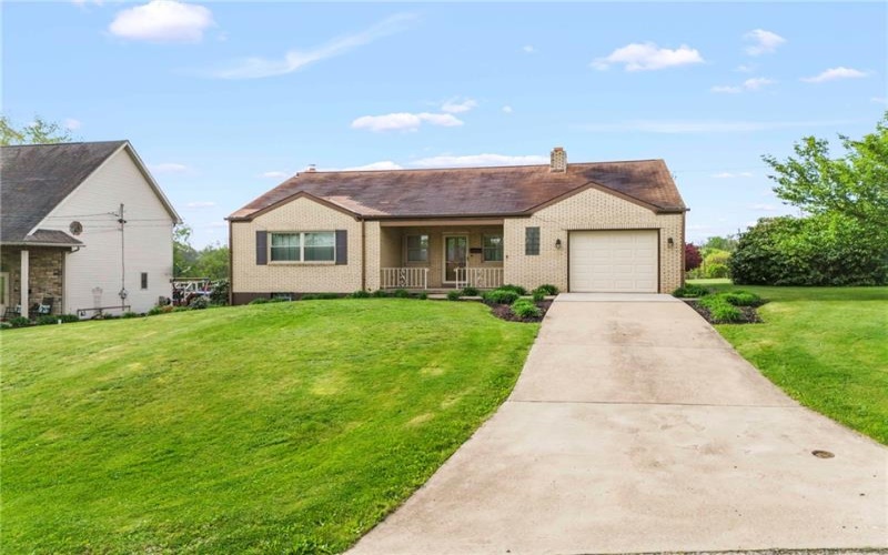 802 Gladden Road, Canonsburg, 15317, 2 Bedrooms Bedrooms, 8 Rooms Rooms,2 BathroomsBathrooms,Residential,For Sale,Gladden Road,1699389