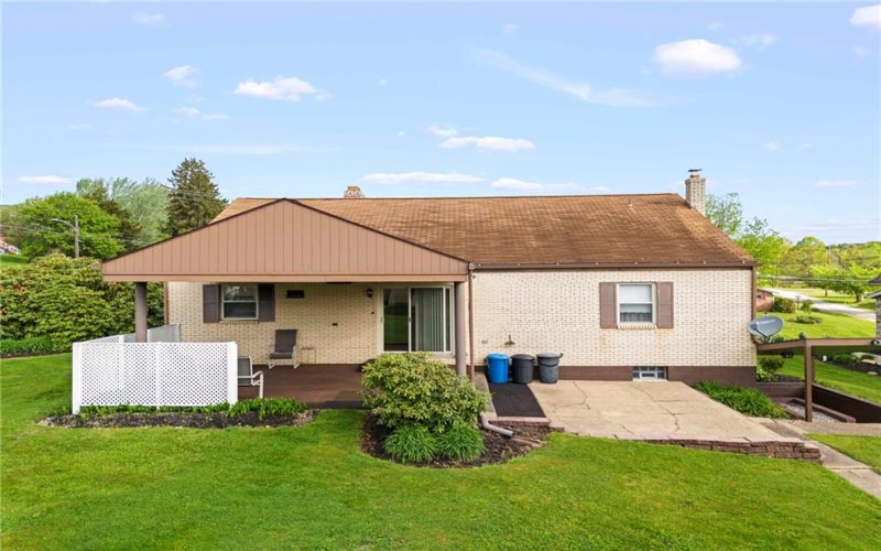 802 Gladden Road, Canonsburg, 15317, 2 Bedrooms Bedrooms, 8 Rooms Rooms,2 BathroomsBathrooms,Residential,For Sale,Gladden Road,1699389