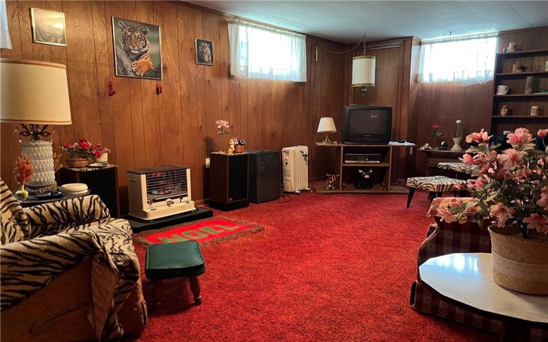 707 Caldwell Avenue, New Kensington, 15068, 2 Bedrooms Bedrooms, 7 Rooms Rooms,1.1 BathroomsBathrooms,Residential,For Sale,Caldwell Avenue,1699434