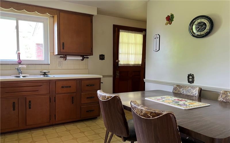 707 Caldwell Avenue, New Kensington, 15068, 2 Bedrooms Bedrooms, 7 Rooms Rooms,1.1 BathroomsBathrooms,Residential,For Sale,Caldwell Avenue,1699434