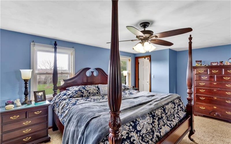 135 Rizzi Dr, Irwin, 15642, 3 Bedrooms Bedrooms, 8 Rooms Rooms,2.1 BathroomsBathrooms,Residential,For Sale,Rizzi Dr,1699464