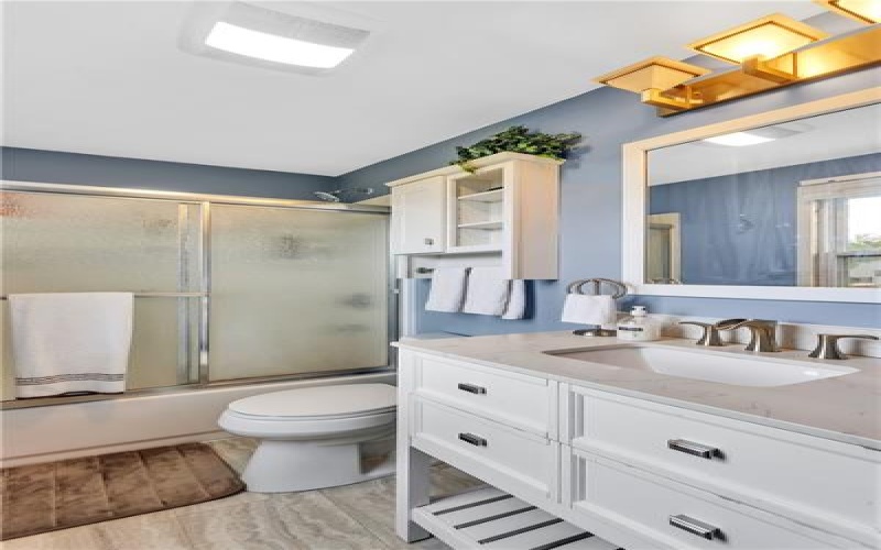 135 Rizzi Dr, Irwin, 15642, 3 Bedrooms Bedrooms, 8 Rooms Rooms,2.1 BathroomsBathrooms,Residential,For Sale,Rizzi Dr,1699464